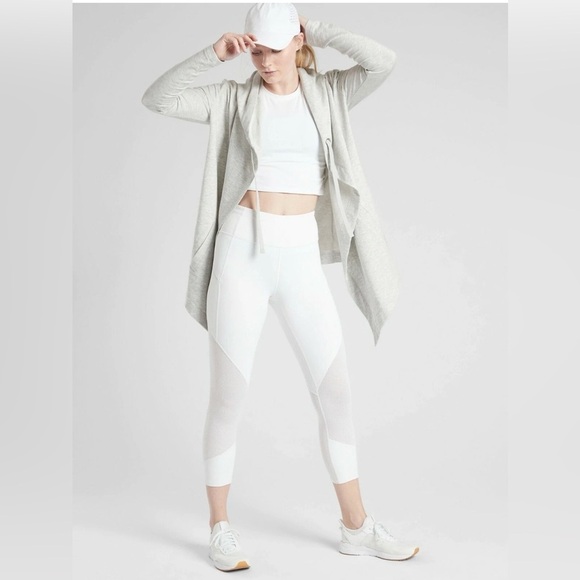 Athleta Vista Wrap Gray Open Front Hooded Cardigan Sweater Top Size Small Yoga - Picture 8 of 9